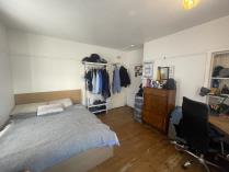 Property to rent in 94/1 North Street