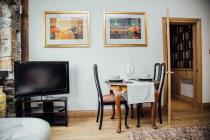 Property to rent in 14/4 Dock Place