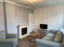 Property to rent in 31/2 Loganlea Drive