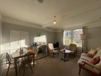 Property to rent in 4 Canongate