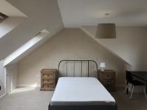 Property to rent in 32 Churchill Crescent