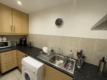 Property to rent in 9/6 Pirrie Street