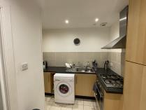 Property to rent in 9/6 Pirrie Street