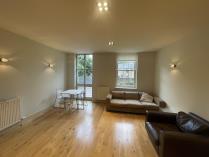 Property to rent in 14 Brunswick Street