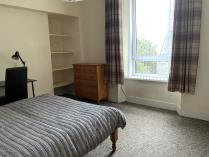 Property to rent in 11 Summerfield Place