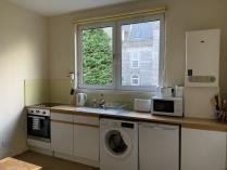 Property to rent in 13 Granton Place