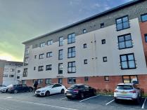 Property to rent in Mulberry Road, Renfrew