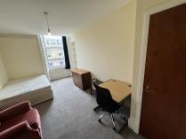 Property to rent in 11E, Whitehall Street, Dundee, DD1 4AA