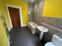 Property to rent in 1/3, 1 Dudhope Street, Dundee, DD1 1JZ