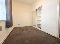 Property to rent in 8/7, Woodside Walk, Hamilton, ML3 7HY