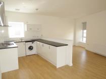 Property to rent in The Cross, Stonehouse