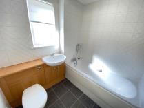 Property to rent in Redwood Lane, Hamilton