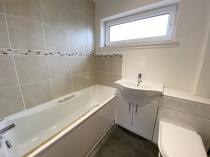 Property to rent in Kames Road, Shotts, ML7 4JD