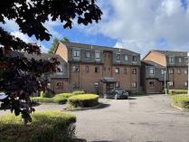 Property to rent in Park View, Strathaven, ML10 6NW