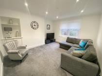Property to rent in 6 Clyde Terrace, Bothwell, Glasgow, G71 8DX