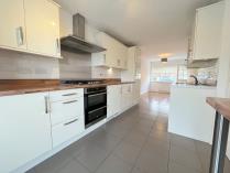 Property to rent in Valleyfield Crescent, Ferniegair, Hamilton