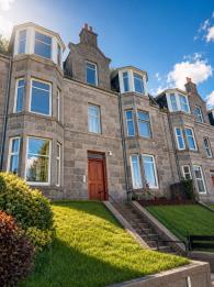 Property to rent in Victoria Road, Aberdeen, AB11 9NN