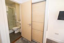 Property to rent in 490 Argyle Street, G2 8AL