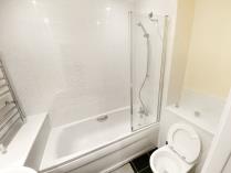 Property to rent in 4/5, Block 1, 490 Argyle Street, Glasgow, G2 8AJ