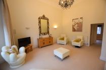 Property to rent in 1D Fiscals House, South Street, Perth, PH2 8NJ