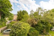 Property to rent in Gillsland Road, Merchiston, Edinburgh