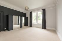 Property to rent in Gillsland Road, Merchiston, Edinburgh
