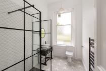 Property to rent in Gillsland Road, Merchiston, Edinburgh