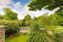 Property to rent in Gillsland Road, Merchiston, Edinburgh