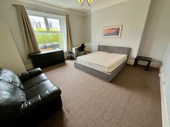 Property to rent in 21 Bedford Place, GL, Aberdeen, AB24 3PA