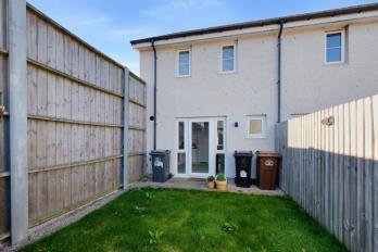 Property to rent in 17 Burnside Walk, Dyce, Aberdeen, AB21 7HD