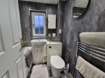 Property to rent in Cumbrae Drive, Falkirk, FK1 4AH