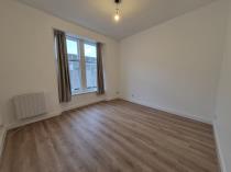 Property to rent in High Street, Falkirk, FK1 1DD
