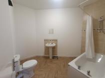 Property to rent in Bo'ness Road, Grangemouth, FK3 8AF