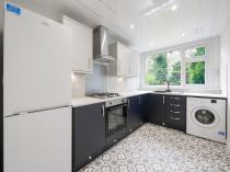 Property to rent in G/L, 14 Baxter Park Terrace, Dundee, DD4 6NW