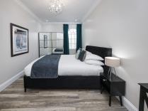 Property to rent in Victoria Street, Edinburgh, EH1 2HE