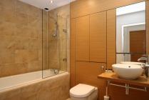 Property to rent in Simpson Loan, Edinburgh, EH3 9GE