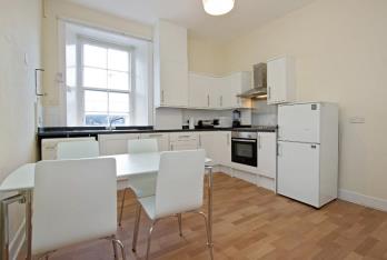 Property to rent in Meadowside, City Centre, Dundee, DD1