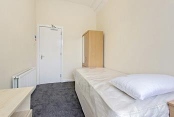 Property to rent in Meadowside, City Centre, Dundee, DD1