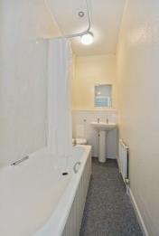 Property to rent in Meadowside, City Centre, Dundee, DD1