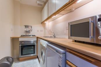 Property to rent in Granton Place, City Centre, Aberdeen, AB10 6QX