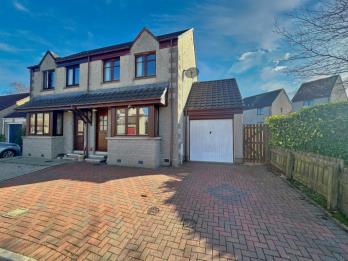 Property to rent in Clova Crescent, Kingswells, Aberdeen, AB15 8TJ