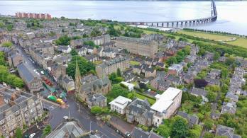 Property to rent in Perth Road, Dundee