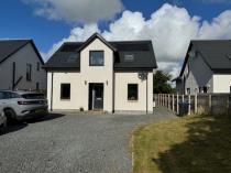 Property to rent in Chikuma