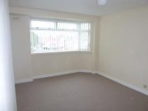 Property to rent in Silverknowes Bank