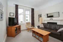 Property to rent in Roseburn Place
