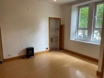 Property to rent in 33 Milton Street