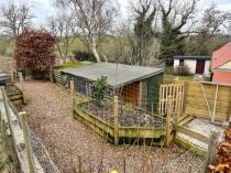 Property to rent in 2ManseRd