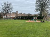 Property to rent in 2ManseRd