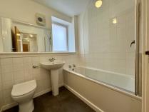 Property to rent in 249 Garrioch Road flat 4/1