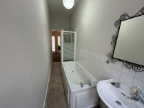 Property to rent in 0/1